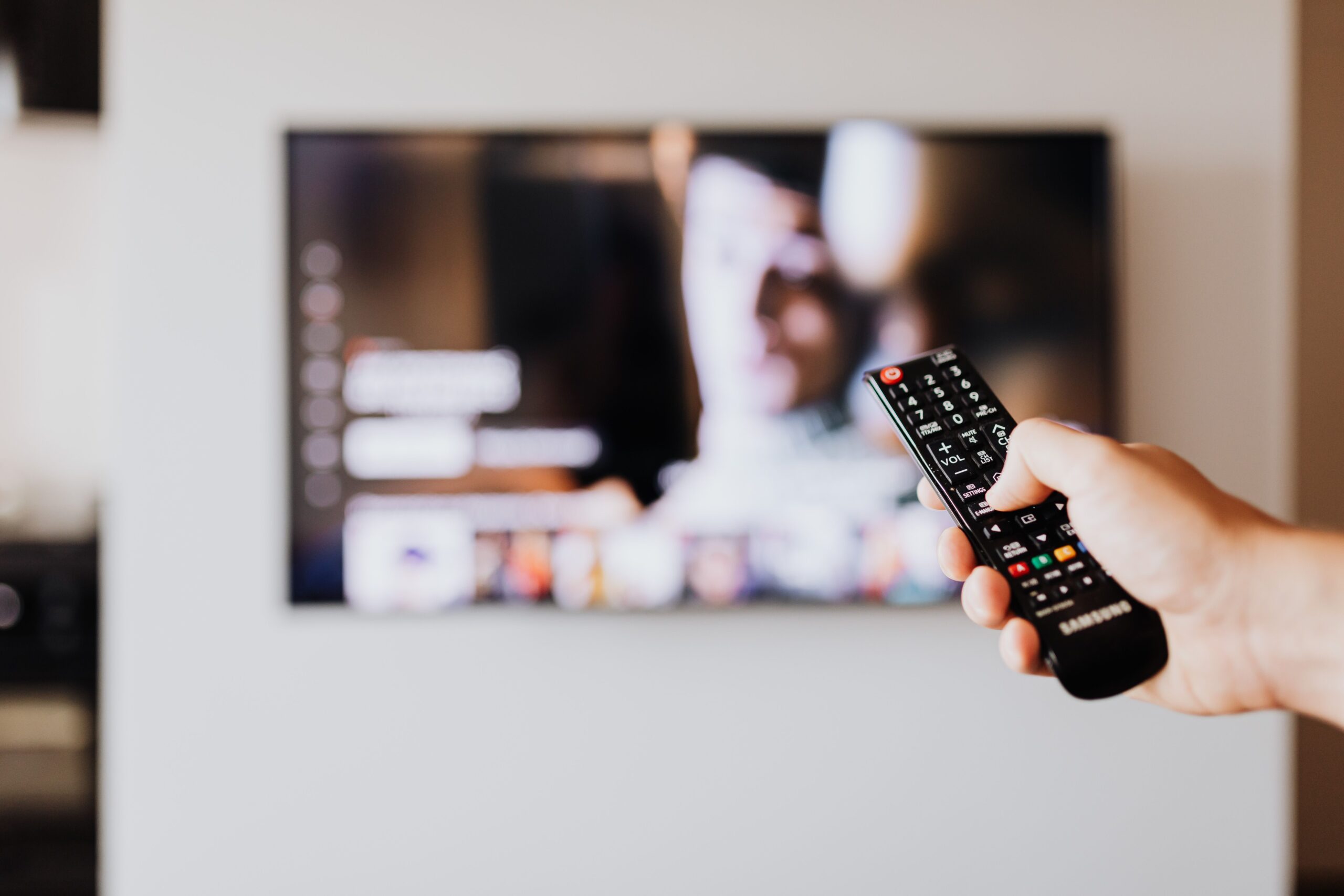 大画面テレビに映る映像のイメージ